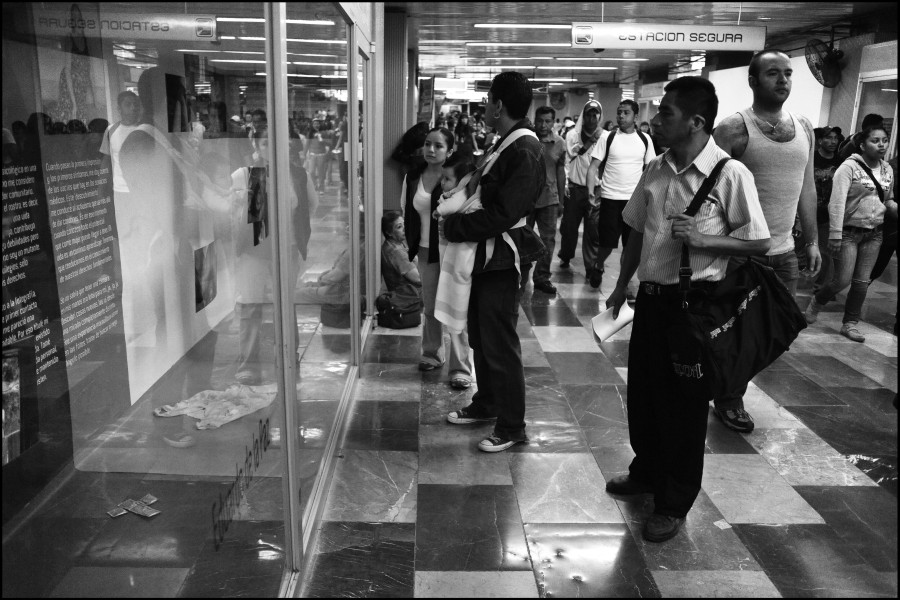 Through Positive Eyes Mexico City Metro